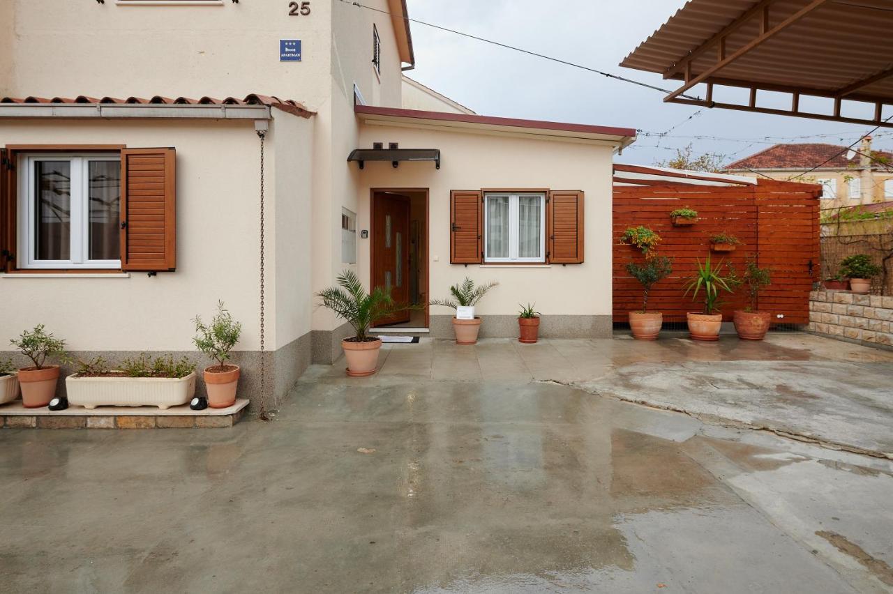 Apartment Boris Trogir Eksteriør bilde