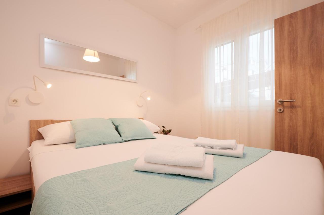 Apartment Boris Trogir Eksteriør bilde